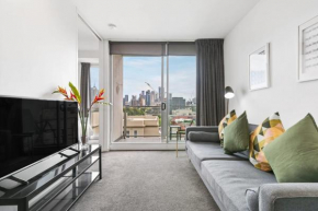 East Melb 2bed parking pet friendly
